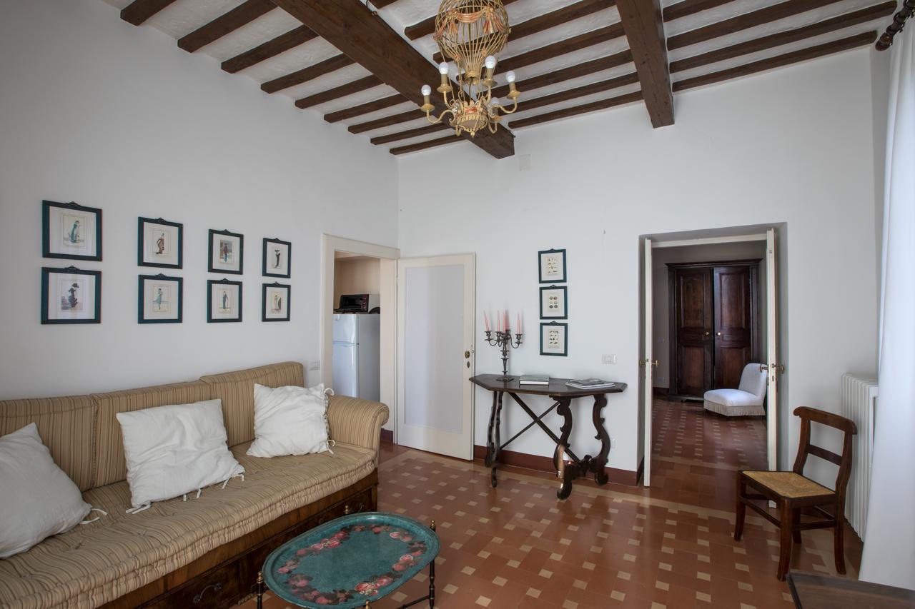 Dimora Rosa Bianca Hotel Macerata Buitenkant foto